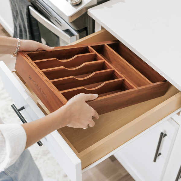 Acacia Drawer Organizer for Silverware & Utensils (Expands 11-19in) - Image 8